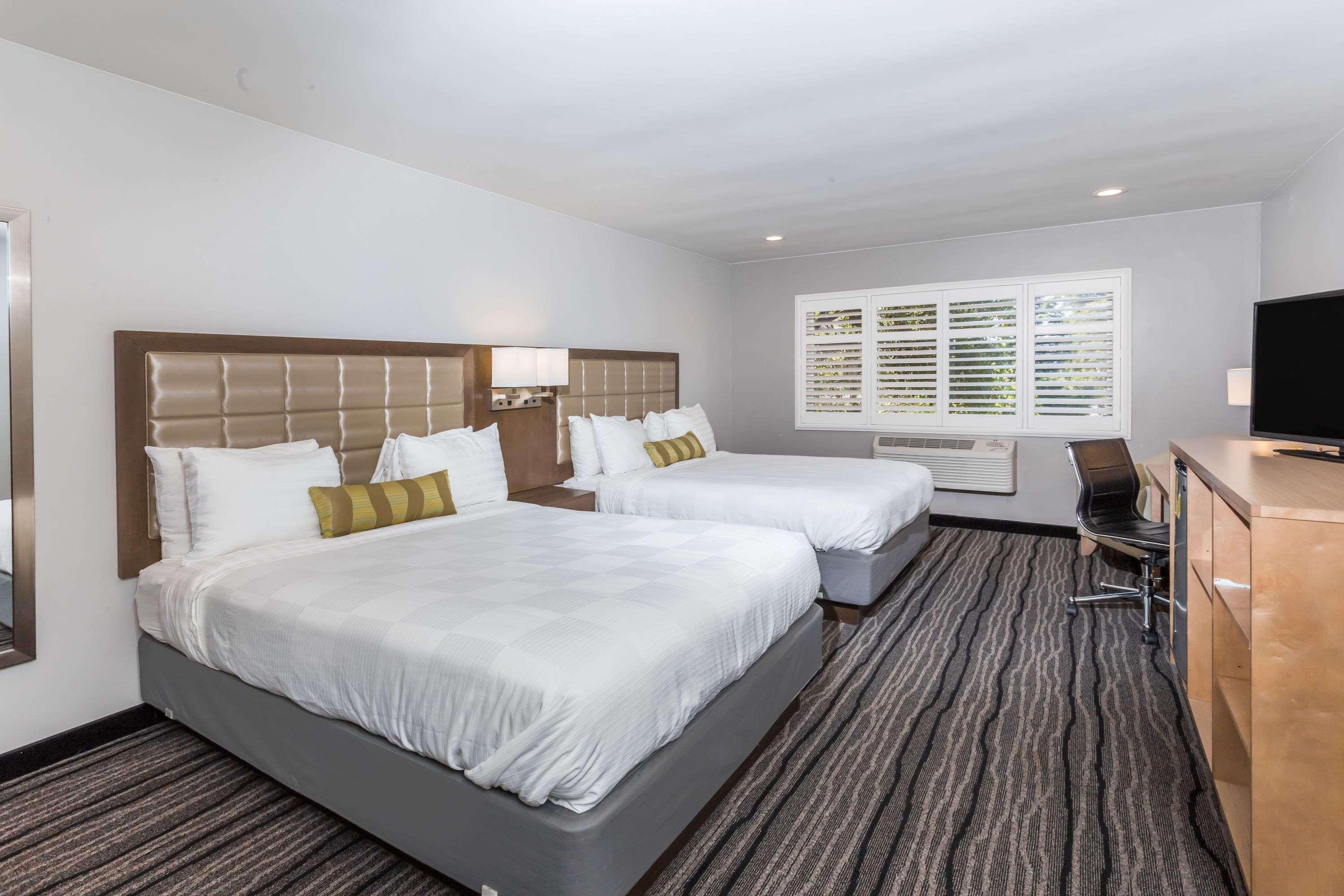 Sather - Surestay Collection By Western Hotel 2*